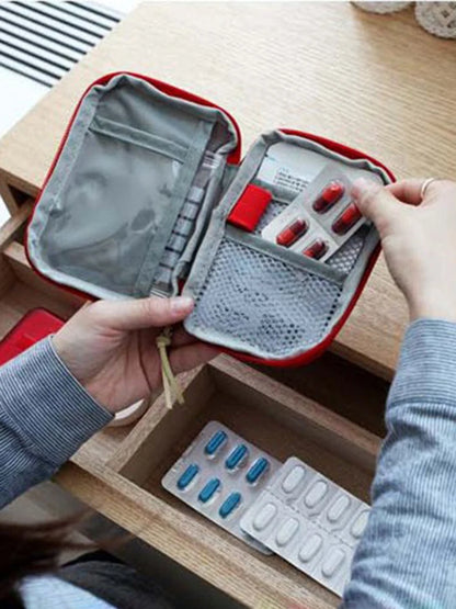 Kit Primeiros Socorros Portátil – Compacto e Ecológico